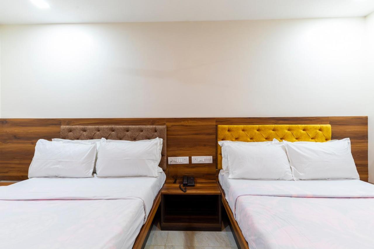 Hotel Samrat Palace Bombaj Zewnętrze zdjęcie